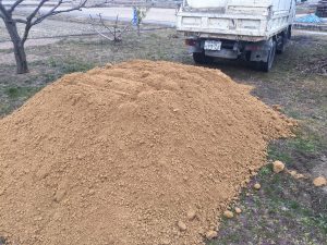 サバ土の配達 ー揖斐川庭石センターblogー 1 IMG 5621