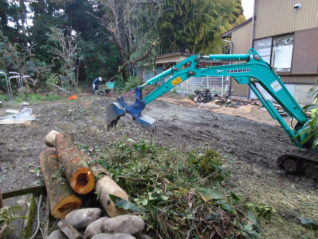 ユンボのアタッチメント