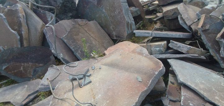 石置き場の庭石の整理   ー揖斐川庭石センターblogー