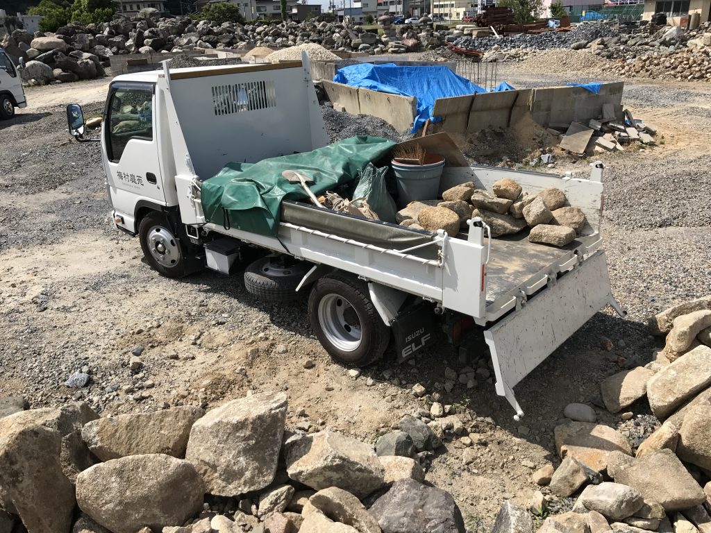 庭解体の見積もり・木曽石積み込み・庭石の写真 ー揖斐川庭石センターblogー 2 IMG 2120