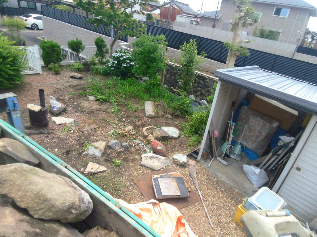 造園資材の配達と 庭石撤去(岐阜市) 7 庭石撤去