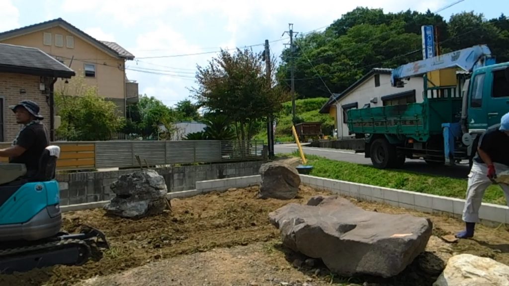 庭石の配達・据付 ー揖斐川庭石センターblogー 6 据付終了