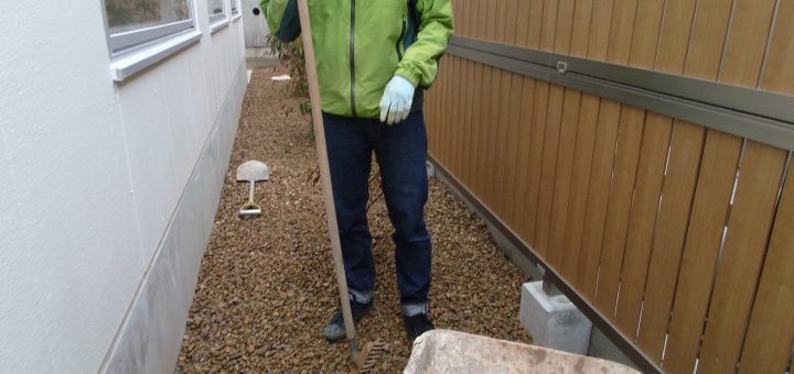 岐阜の庭石業者が教える！庭をDIYする際の砂利敷きのコツとは！