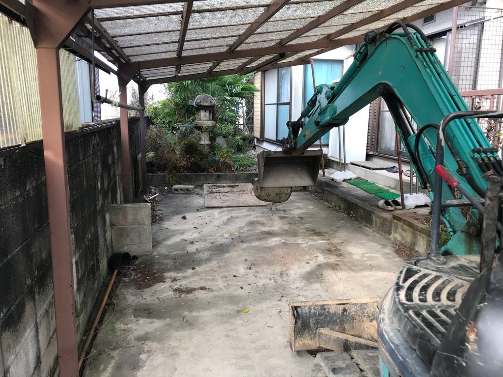 庭の手間から出せるものを順番に出していきます