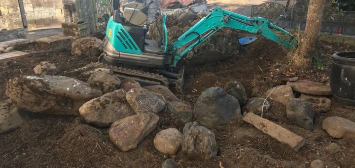 庭石を処分するならどうすべき？困ったときに読みたい庭石処分の方法