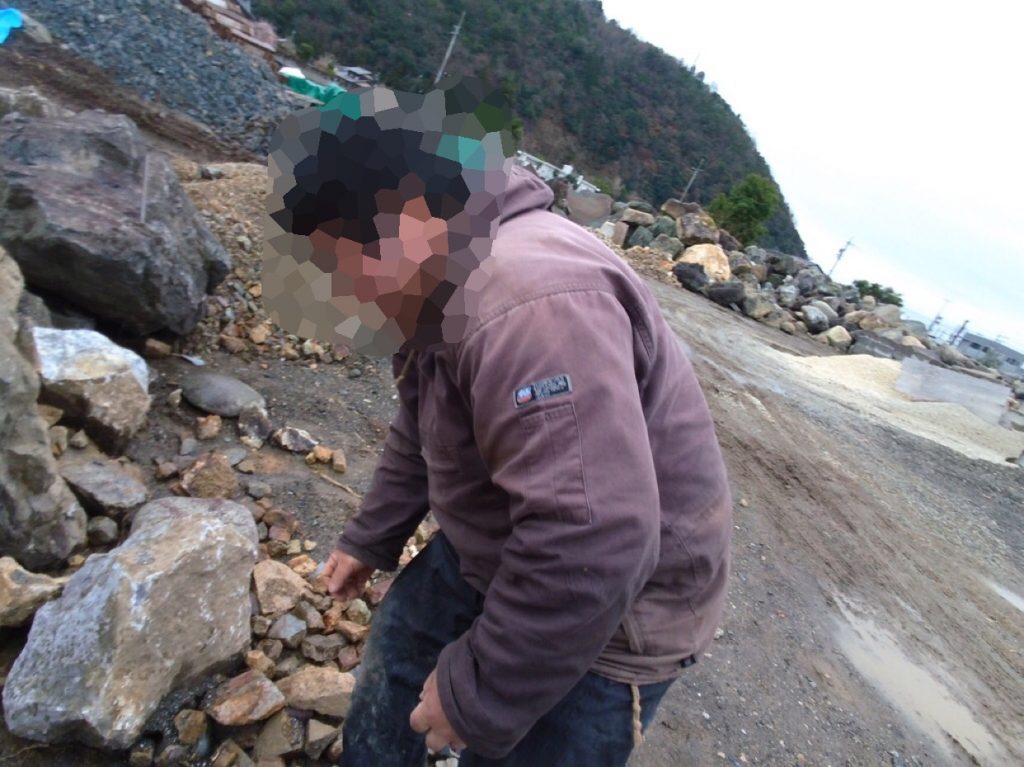 京都の庭師さんが、岐阜でお庭を作るということで、ご来店。金曜に一緒に仕事します