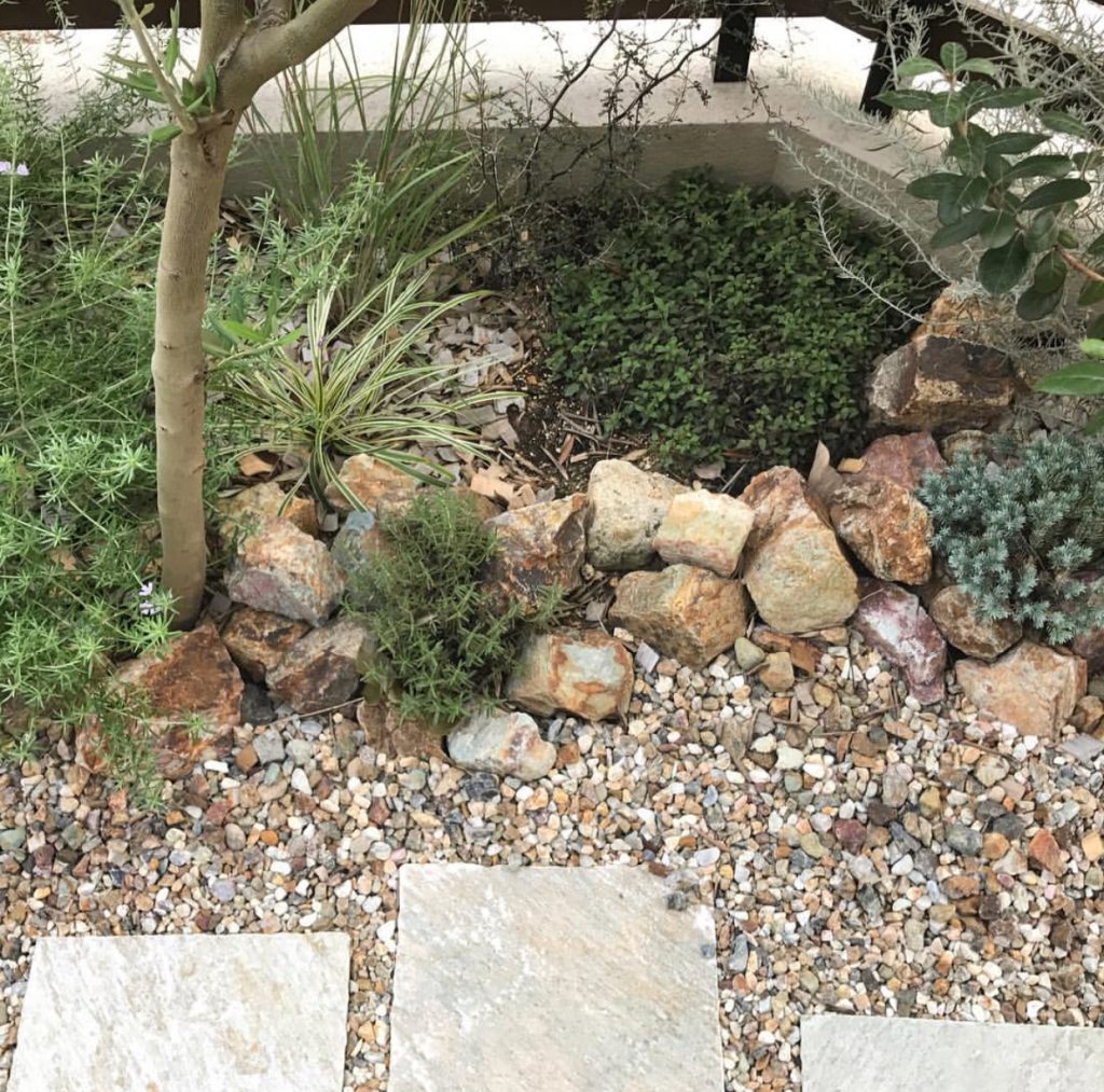 忙しくて手入れできない方必見 手入れが簡単な庭作りのコツとは 揖斐川庭石センターblog