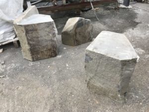 六方石の沢飛石の完成です