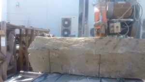 半分切った状態で裏返しします