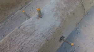 六方石にうっすらヒビが入りました