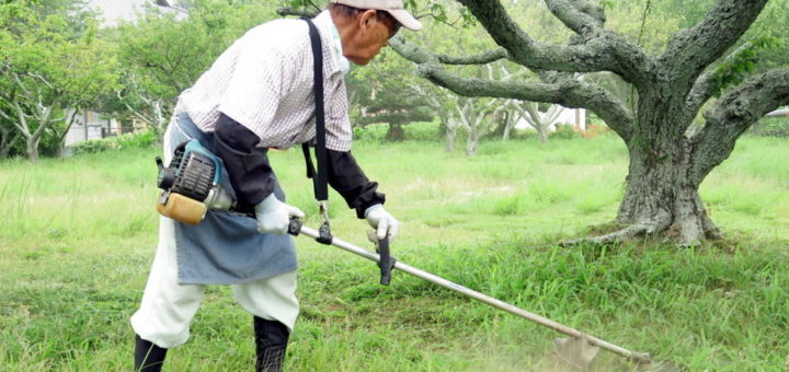 庭で人工芝と砂利を重ねてDIYはできる？