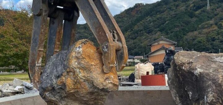 昨日はどうしよか悩んでたけど、買うしかない、と岐阜石1ｍ級をお買い上げいただきました