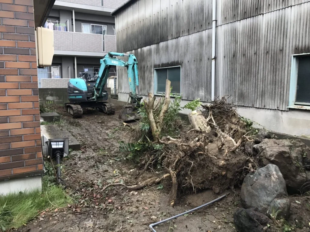 庭木や庭石の伐採・撤去