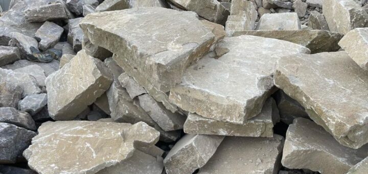 久栗坂石が入荷しました