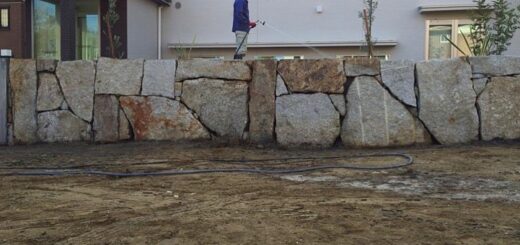 ひるかわ御影石 石積み