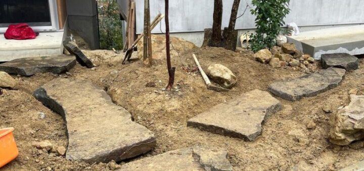 鉄平石大判     超久々の配達&設置工事の手伝い