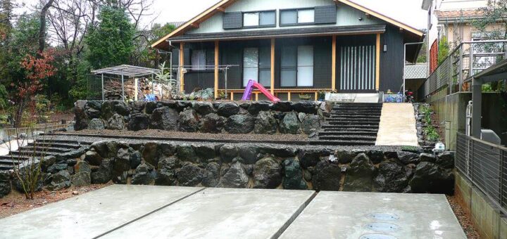 揖斐石 乱積み 高低差が2m以上ある土地