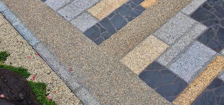 過去の施工例 　乱形石張り、方形石張り、洗い出しのアプローチ