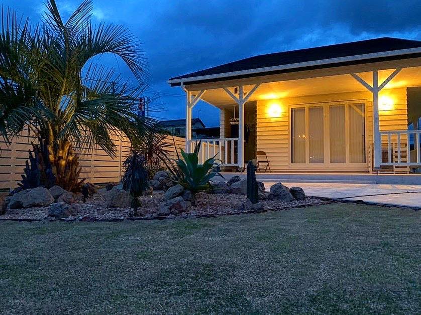 カルフォルニアハウスのご自宅の庭に岐阜石 を使っていただきました 1 337405552 256974569992364 5408337453052612759 n