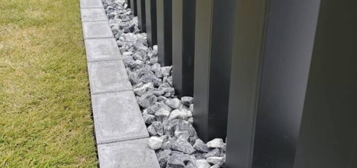 茨城県のお客さんから砂利を敷かれた写真が届きました。