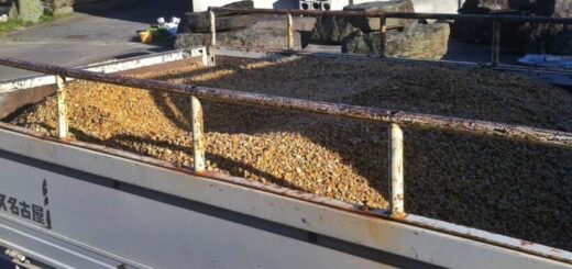 レンタカーを借りて、サビ砂利を1m3お買い上げ