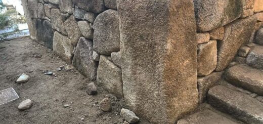 木曽石の野面積み