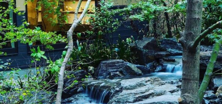 エアーかおる 本丸庭園石組みのお手伝い