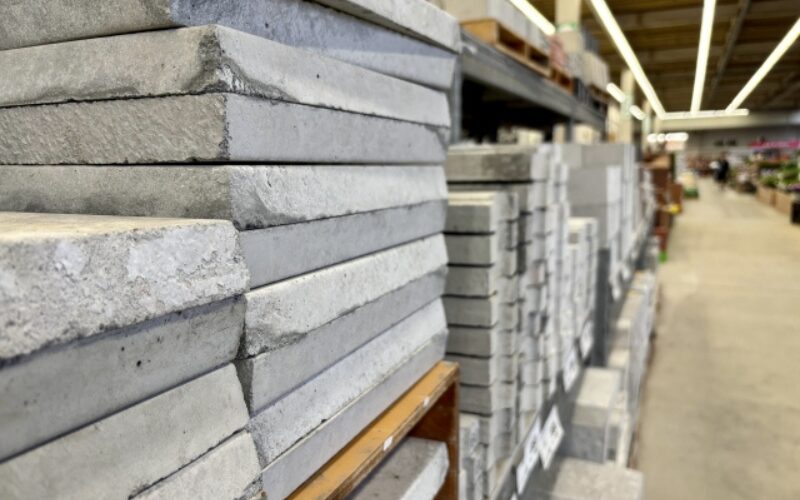 庭石を使った庭リフォームを徹底解説！おすすめの種類・購入方法・費用